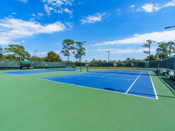 900 Crosswinds Dr D2, Greenacres FL 33413
