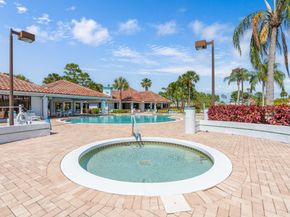 900 Crosswinds Dr D2, Greenacres FL 33413