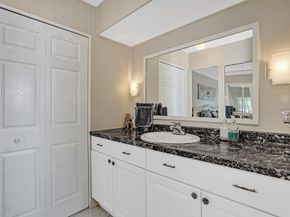 2301 SW 86th Ter, Davie FL 33324