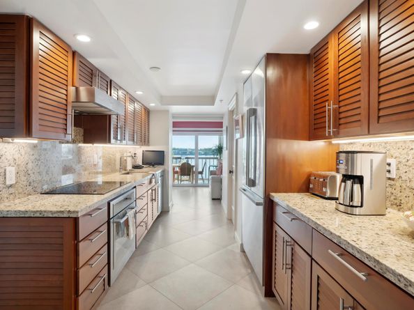 400 N Flagler Drive 503, West Palm Beach FL 33401