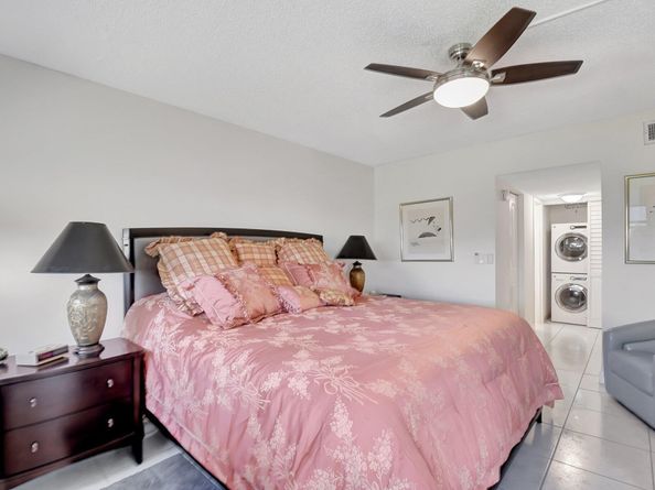 3661 Via Poinciana 510, Lake Worth FL 33467