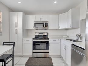 3661 Via Poinciana 510, Lake Worth FL 33467