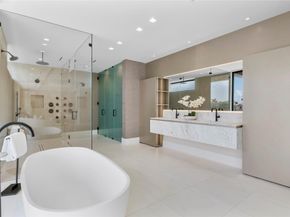 2880 NE 28th St, Fort Lauderdale FL 33306