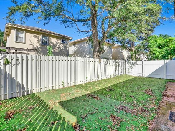 4837 NW 19TH St, Coconut Creek FL 33063