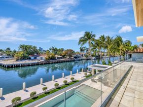 2560 Del Lago Dr, Fort Lauderdale FL 33316