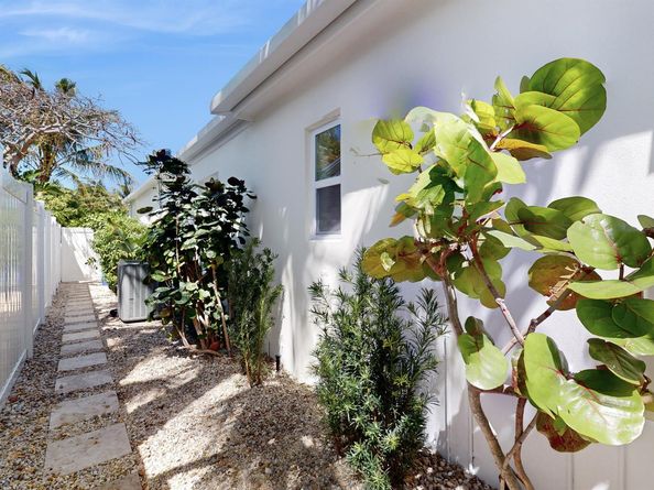 131 Harvard Drive, Lake Worth Beach FL 33460