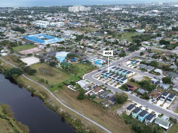406 NW 13th Avenue, Boynton Beach FL 33435
