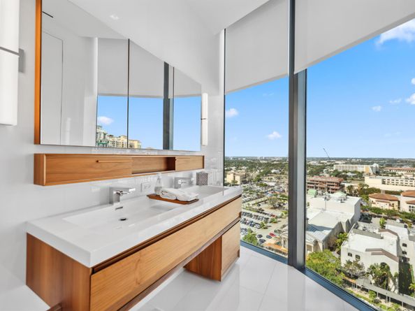 1100 S Flagler Drive 1801, West Palm Beach FL 33401
