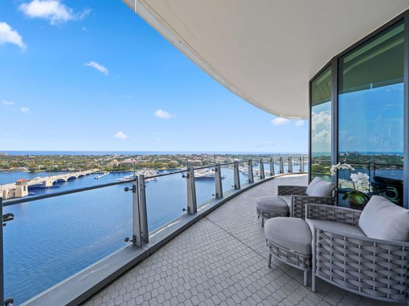 1100 S Flagler Drive 1801, West Palm Beach FL 33401
