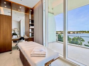 1100 S Flagler Drive 1801, West Palm Beach FL 33401