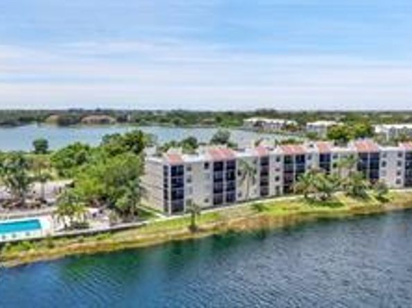 114 Lake Emerald Dr 107, Oakland Park FL 33309