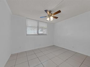 114 Lake Emerald Dr 107, Oakland Park FL 33309