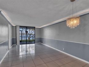114 Lake Emerald Dr 107, Oakland Park FL 33309