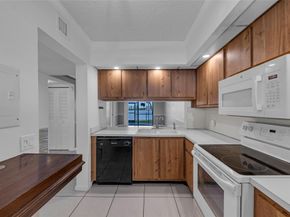 114 Lake Emerald Dr 107, Oakland Park FL 33309