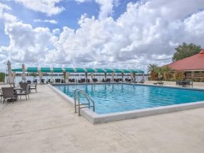 114 Lake Emerald Dr 107, Oakland Park FL 33309