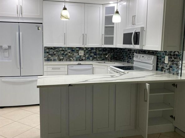 123 Lake Pine Circle A1, Greenacres FL 33463