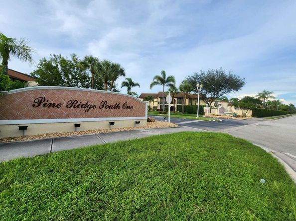 123 Lake Pine Circle A1, Greenacres FL 33463