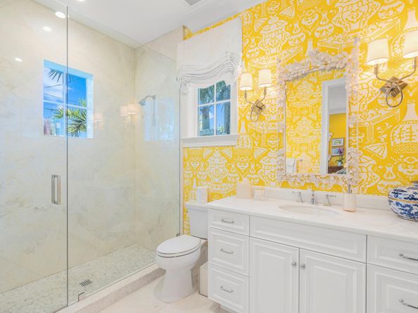 2870 NE 24th Pl, Fort Lauderdale FL 33305