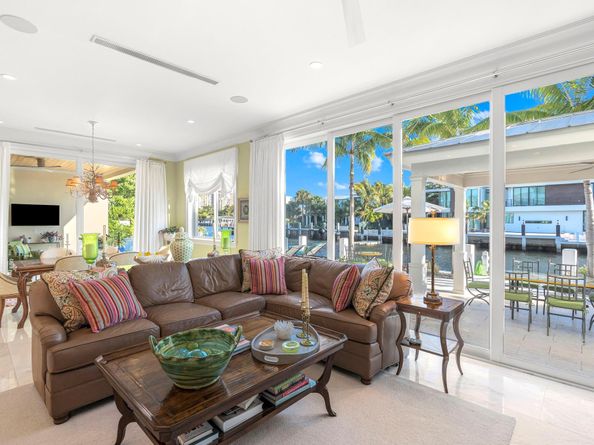 2870 NE 24th Pl, Fort Lauderdale FL 33305