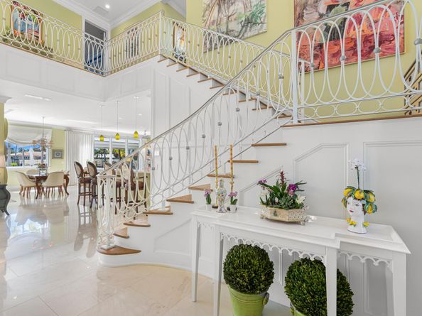 2870 NE 24th Pl, Fort Lauderdale FL 33305