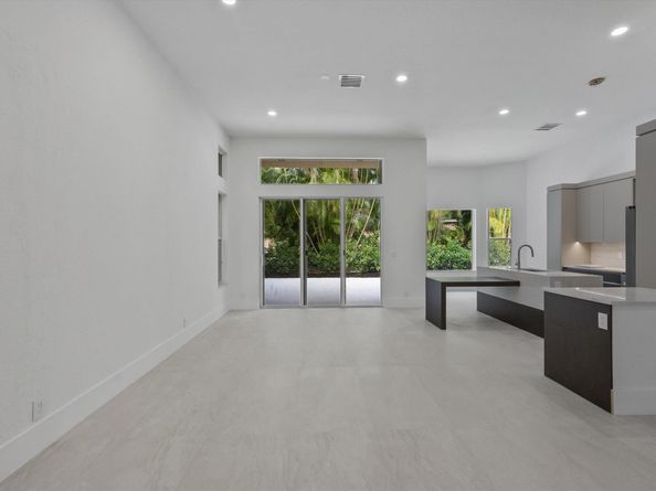 4237 Imperial Isle Drive, Lake Worth FL 33449