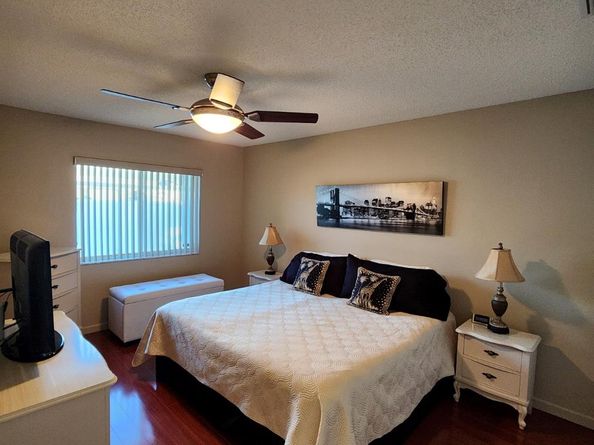 426 SE 3rd Pl, Dania Beach FL 33004