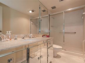 1985 S Ocean Dr 8Q, Hallandale Beach FL 33009