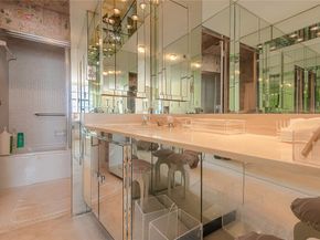 1985 S Ocean Dr 8Q, Hallandale Beach FL 33009