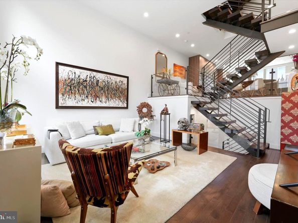 1341 S Garnet Street, Philadelphia PA 19146