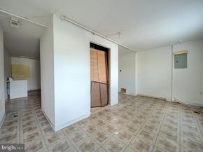 906 Blakney Lane SE, Washington DC 20032