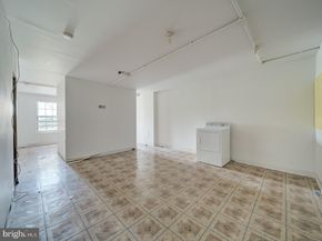906 Blakney Lane SE, Washington DC 20032