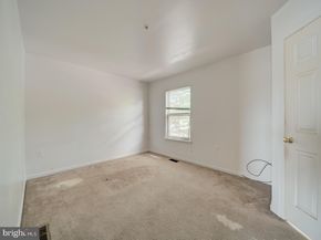 906 Blakney Lane SE, Washington DC 20032
