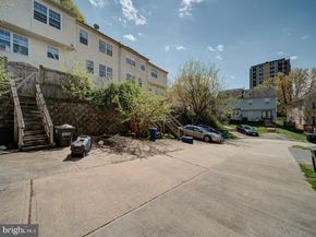 906 Blakney Lane SE, Washington DC 20032