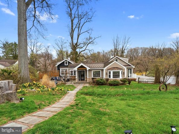 71 W Sproul Road, Springfield PA 19064