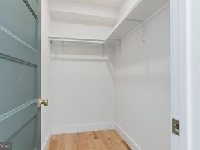 2025 N Emerson Street, Arlington VA 22207