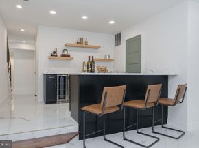 2025 N Emerson Street, Arlington VA 22207