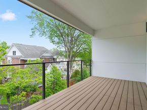 2025 N Emerson Street, Arlington VA 22207