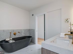 2025 N Emerson Street, Arlington VA 22207