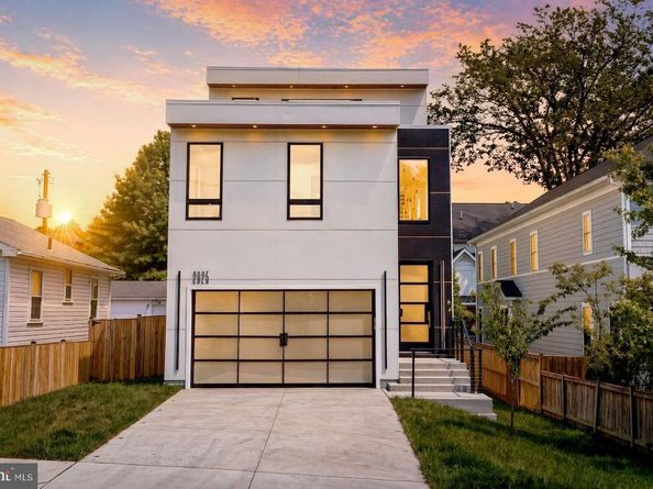 2025 N Emerson Street, Arlington VA 22207