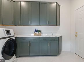 2025 N Emerson Street, Arlington VA 22207