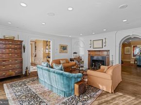 227 S 6TH Street PE, Philadelphia PA 19106