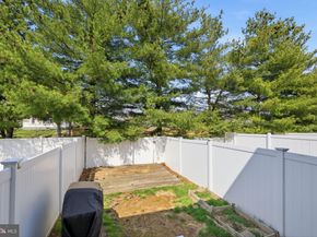 33 Carriage Knoll Court, Langhorne PA 19047