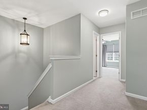 33 Carriage Knoll Court, Langhorne PA 19047