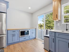 33 Carriage Knoll Court, Langhorne PA 19047