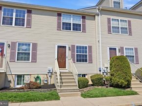 33 Carriage Knoll Court, Langhorne PA 19047