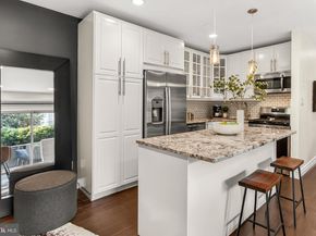 1931 N Cleveland Street 112, Arlington VA 22201