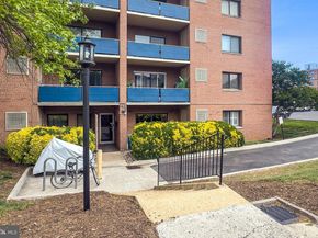 1931 N Cleveland Street 112, Arlington VA 22201