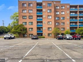 1931 N Cleveland Street 112, Arlington VA 22201