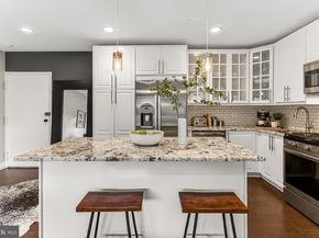 1931 N Cleveland Street 112, Arlington VA 22201