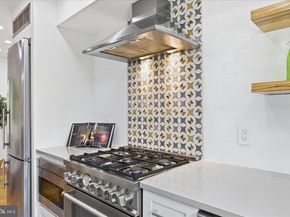 1929 N Quaker Lane, Alexandria VA 22302